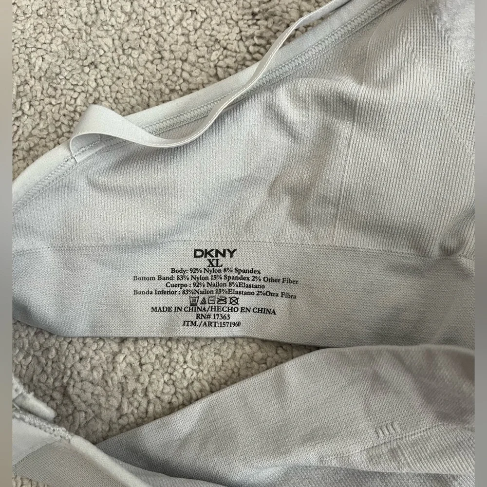 Bundle Of 3 Womens XL Sports Bras Athleisure Puma - Picture 3 of 6